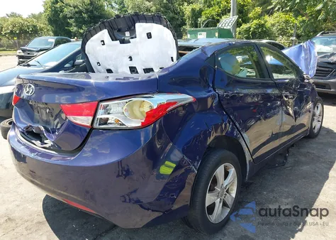 2013 Hyundai Elantra Gls z USA, uszkodzony, nr VIN 5NPDH4AE1DH434402